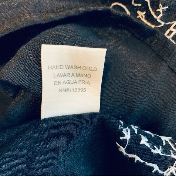 Embroidered Tunic Top Sz: S - Picture 6 of 7